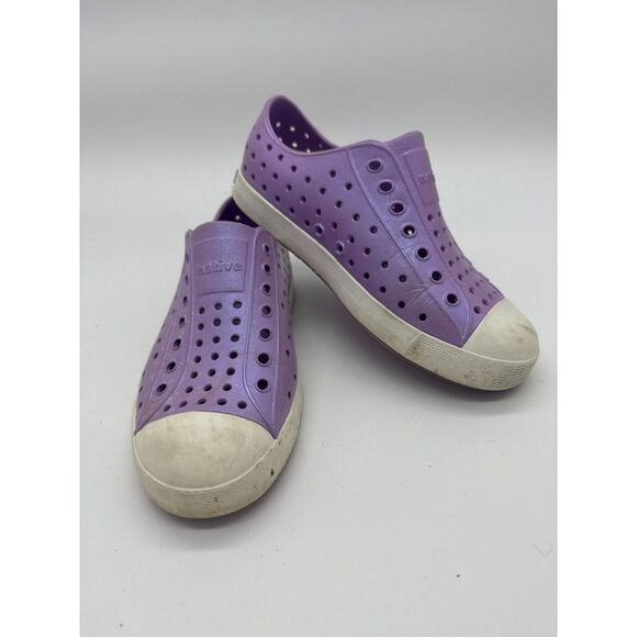 Native Jefferson Slip-On Purple Shimmer Shoes Youth J1 - Picture 1 of 5